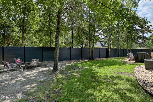 36 Beaumont Circle, Hampstead, NC 28443