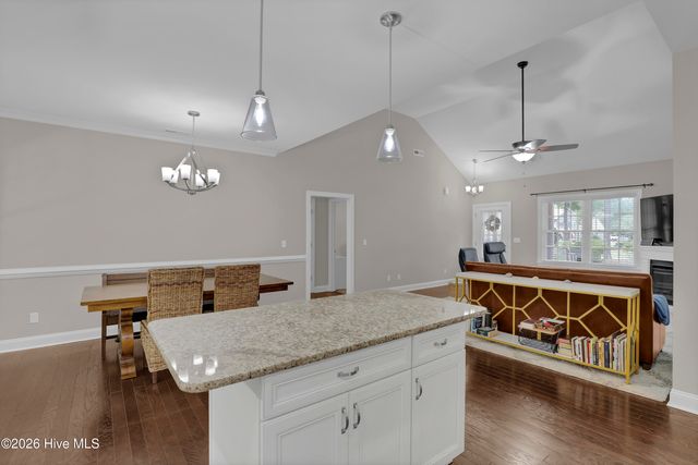 36 Beaumont Circle, Hampstead, NC 28443
