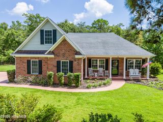 36 Beaumont Circle, Hampstead, NC 28443