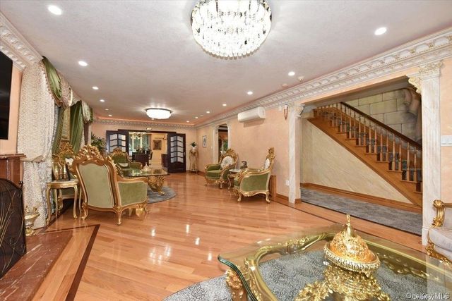 83-16 Edgerton Boulevard, Jamaica Estates, NY 11432