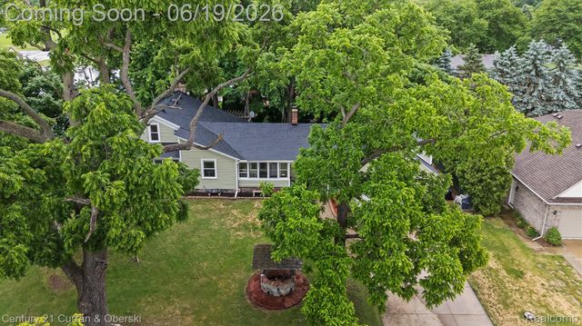 36235 7 Mile Road, Livonia, MI 48152