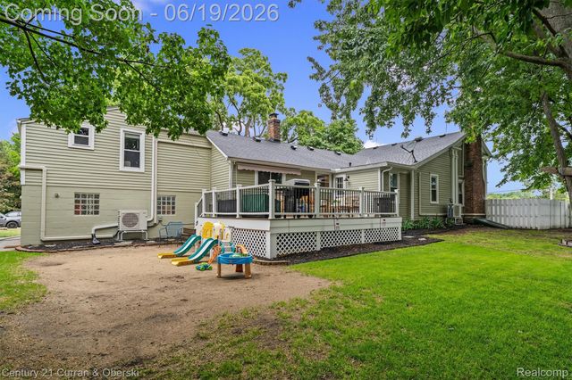 36235 7 Mile Road, Livonia, MI 48152