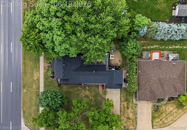 36235 7 Mile Road, Livonia, MI 48152