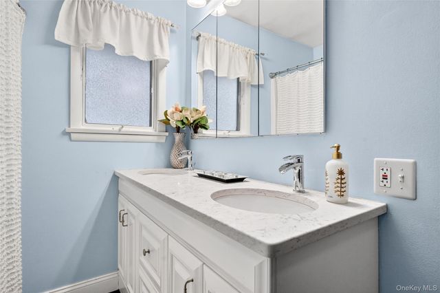 44 Birch Brook Road, Cortlandt Manor, NY 10567