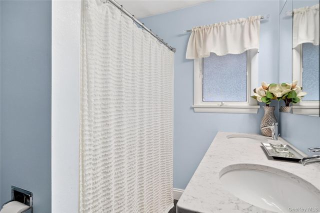 44 Birch Brook Road, Cortlandt Manor, NY 10567