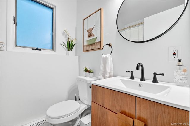 44 Birch Brook Road, Cortlandt Manor, NY 10567