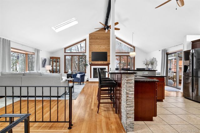 44 Birch Brook Road, Cortlandt Manor, NY 10567