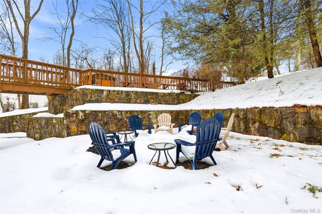 44 Birch Brook Road, Cortlandt Manor, NY 10567