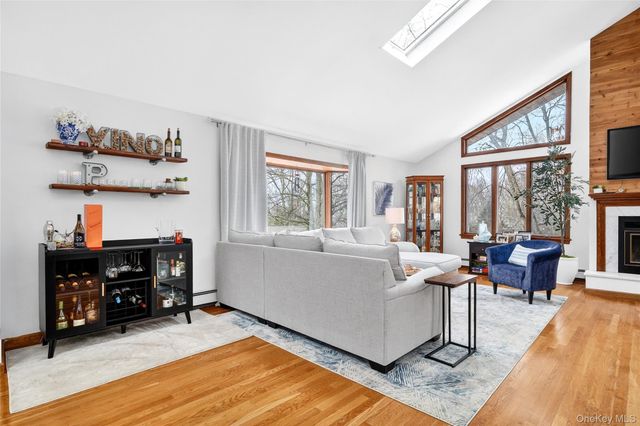 44 Birch Brook Road, Cortlandt Manor, NY 10567