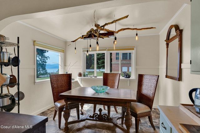 104 School Rd, Hope, ID 83836