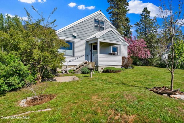104 School Rd, Hope, ID 83836