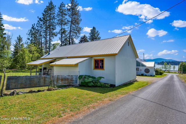 104 School Rd, Hope, ID 83836