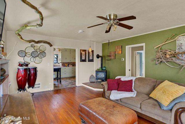 104 School Rd, Hope, ID 83836