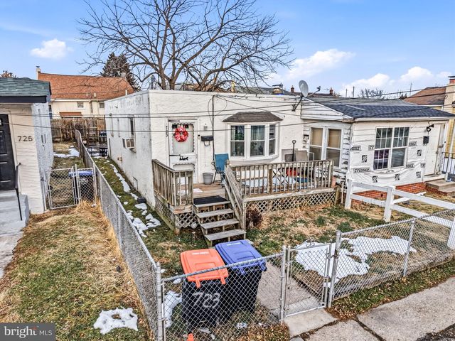 723 MILL ST, Chester, PA 19013