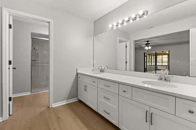 925 RED DANDY DRIVE, Orlando, FL 32818