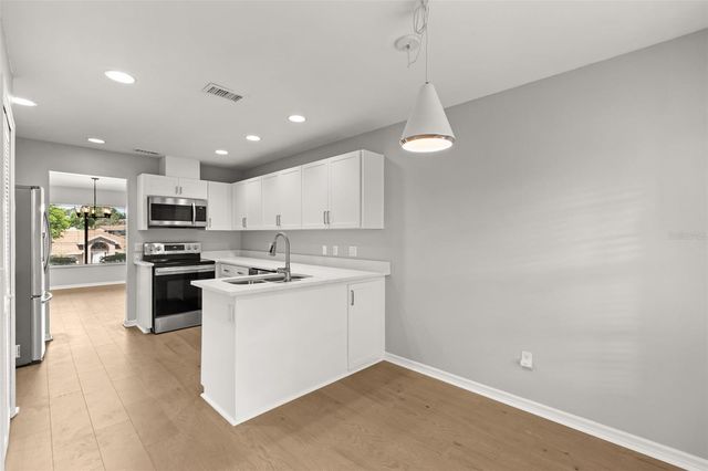 925 RED DANDY DRIVE, Orlando, FL 32818