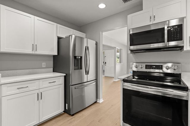 925 RED DANDY DRIVE, Orlando, FL 32818