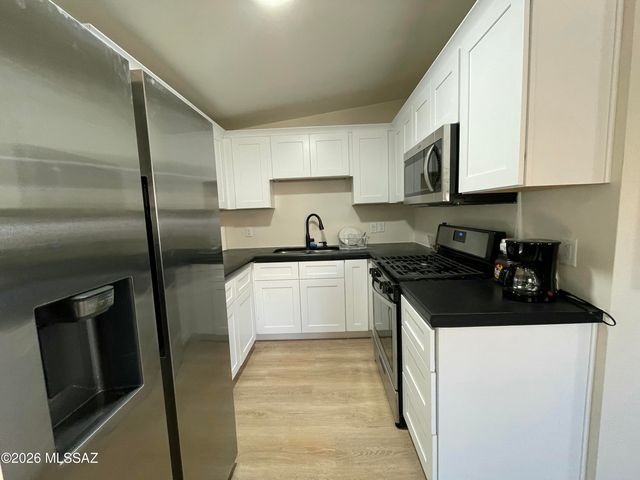 2535 N Dodge Boulevard, Tucson, AZ 85716