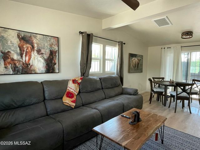 2535 N Dodge Boulevard, Tucson, AZ 85716