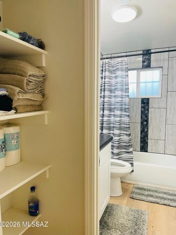 2535 N Dodge Boulevard, Tucson, AZ 85716