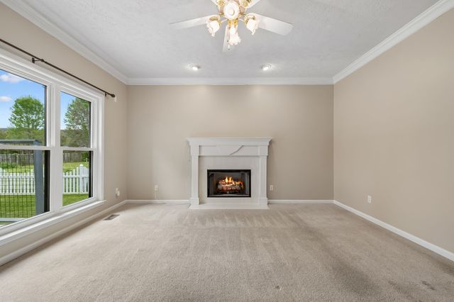 3073 Schoolside St, Murfreesboro, TN 37128