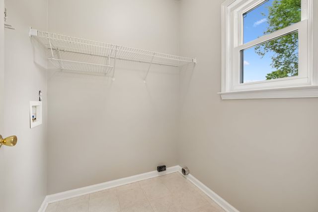 3073 Schoolside St, Murfreesboro, TN 37128