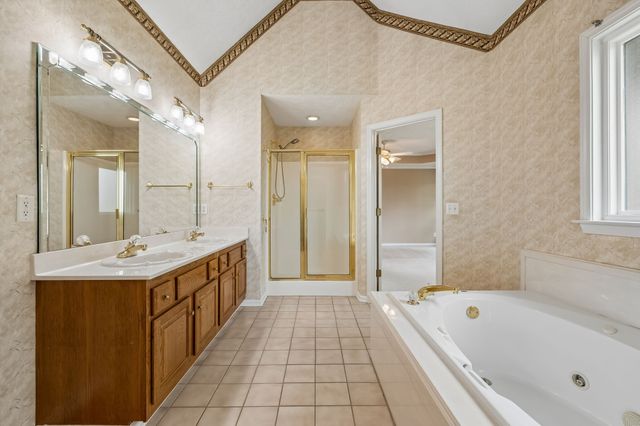3073 Schoolside St, Murfreesboro, TN 37128