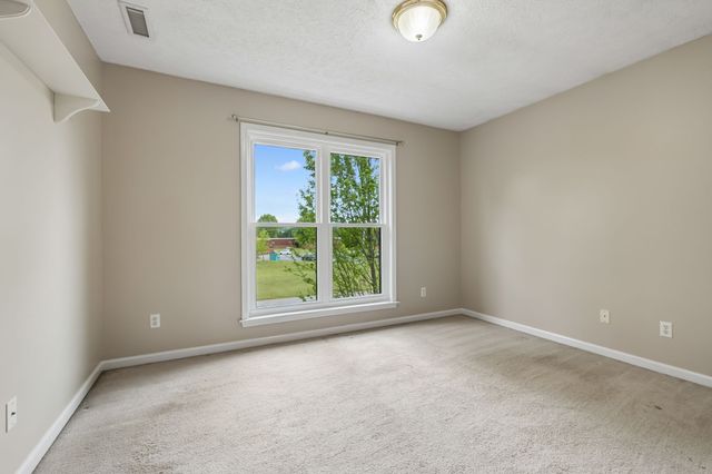 3073 Schoolside St, Murfreesboro, TN 37128