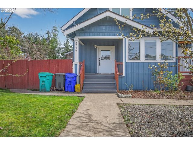 2704 Se 84TH Ave, Portland, OR 97266