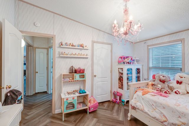 2037 Trace Creek Rd, Centerville, TN 37033