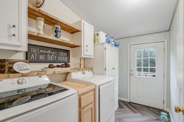 2037 Trace Creek Rd, Centerville, TN 37033