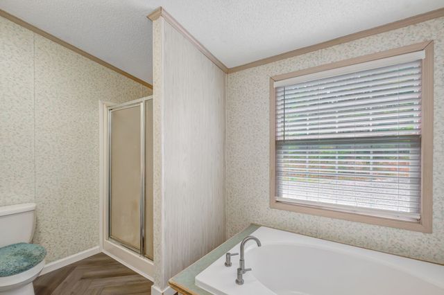 2037 Trace Creek Rd, Centerville, TN 37033