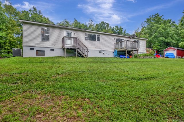 2037 Trace Creek Rd, Centerville, TN 37033