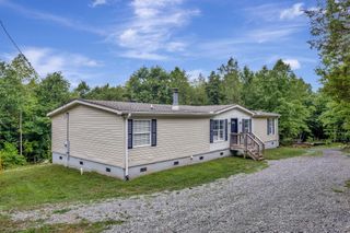 2037 Trace Creek Rd, Centerville, TN 37033