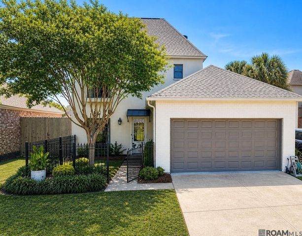 11035 Shoreline Dr, Baton Rouge, LA 70809