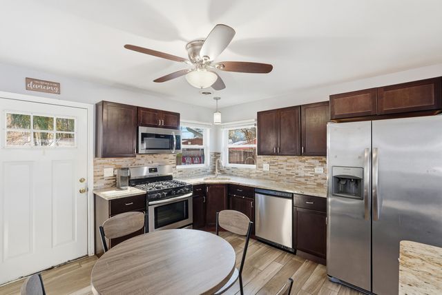 8203 Rosewood Court, Highland, IN 46322