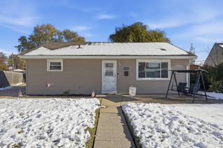 8203 Rosewood Court, Highland, IN 46322