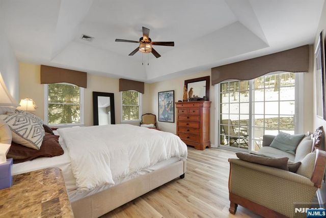 1 Broadway, Park Ridge, NJ 07656