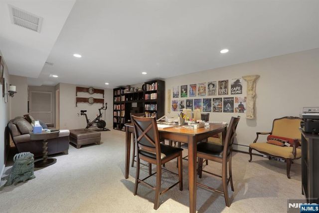 1 Broadway, Park Ridge, NJ 07656