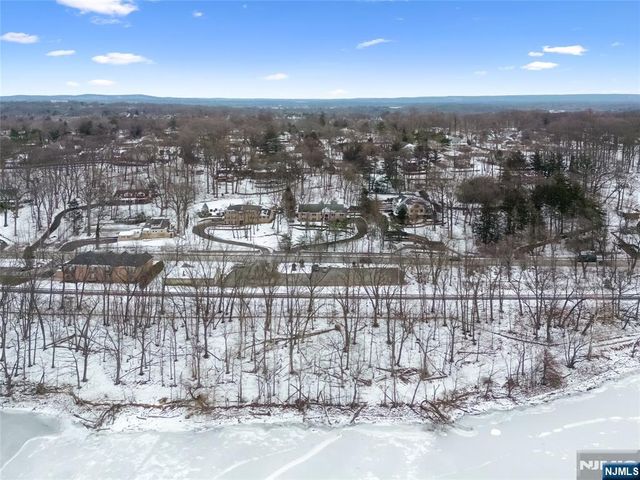 1 Broadway, Park Ridge, NJ 07656