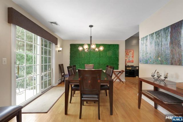 1 Broadway, Park Ridge, NJ 07656