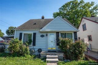 21501 Carlysle Street, Dearborn, MI 48124