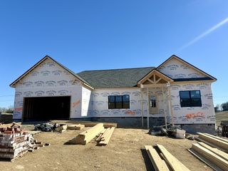 110 Catherine St, Brush Creek, TN 38547