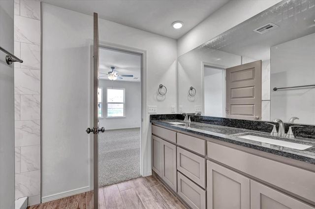 10653 SW 18th Street, Yukon, OK 73099