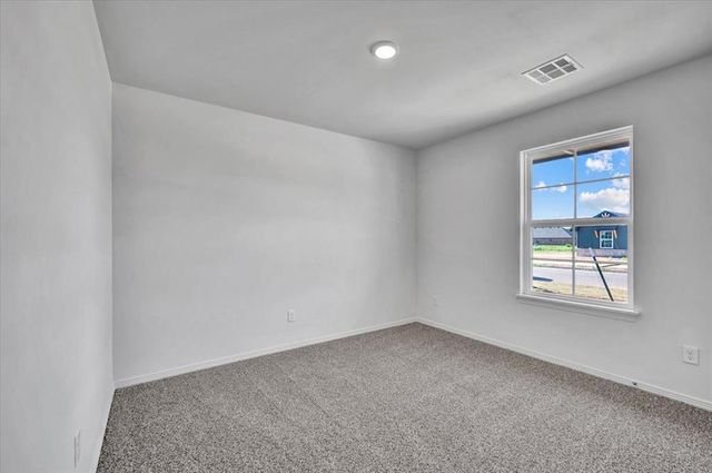 10653 SW 18th Street, Yukon, OK 73099