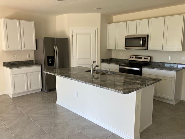 5633 SOFT SKIES DRIVE, Sarasota, FL 34238