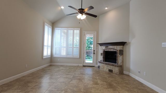 5621 Grove Cove Drive, Mckinney, TX 75071