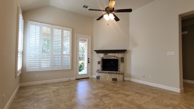 5621 Grove Cove Drive, Mckinney, TX 75071