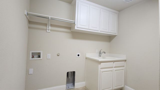 5621 Grove Cove Drive, Mckinney, TX 75071