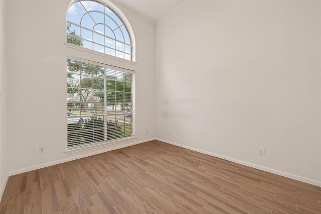 3206 Shadowfern Court, Houston, TX 77082